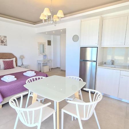 Bella Mare Luxury Apartments Kalamaki  Dış mekan fotoğraf