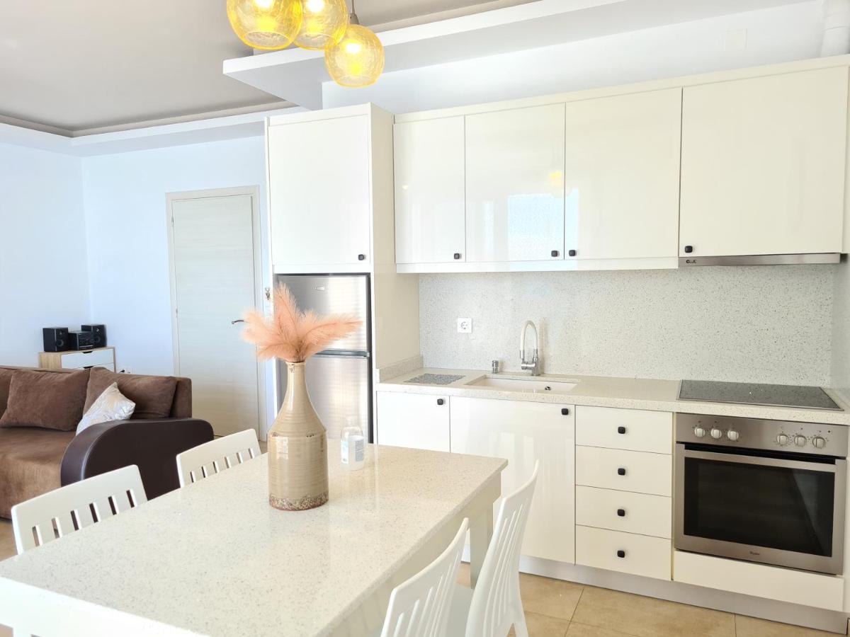 Bella Mare Luxury Apartments Kalamaki  Dış mekan fotoğraf
