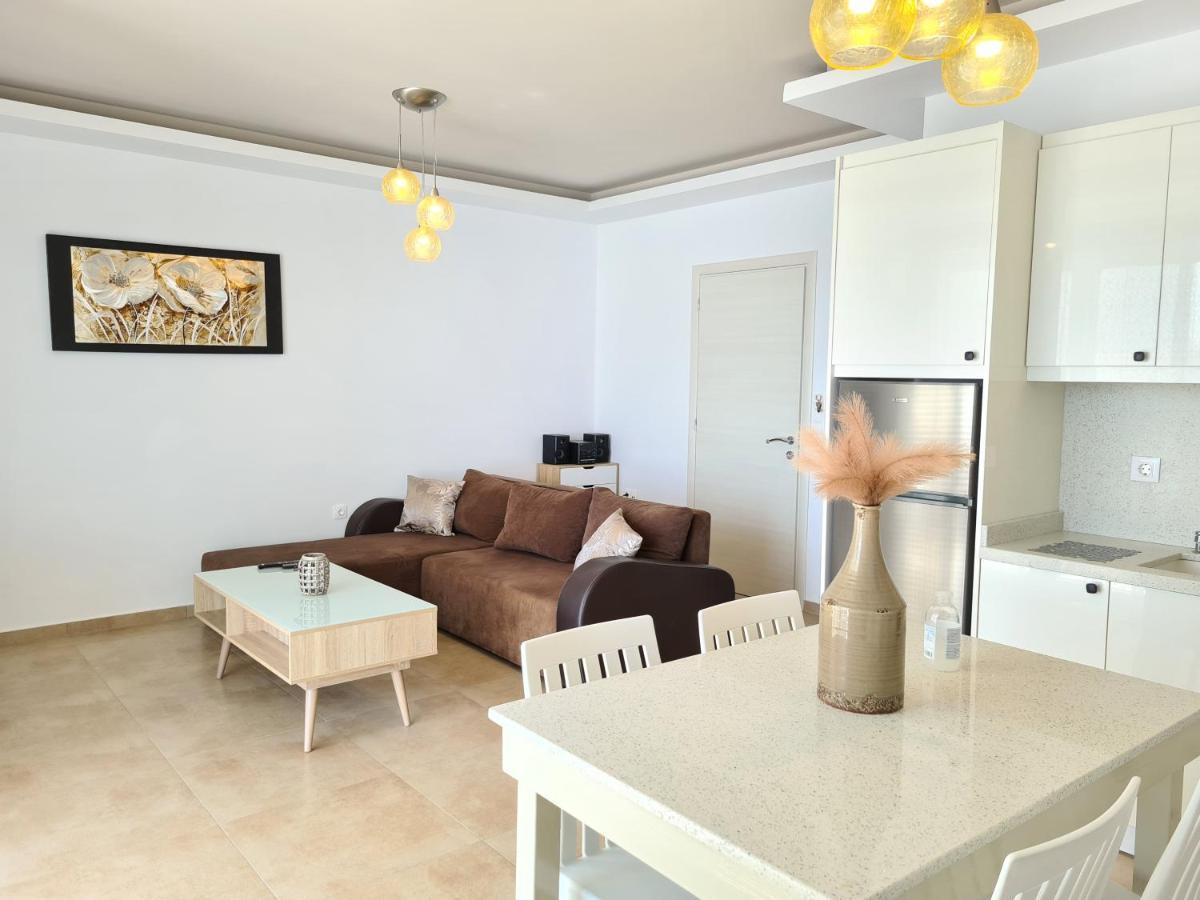 Bella Mare Luxury Apartments Kalamaki  Dış mekan fotoğraf