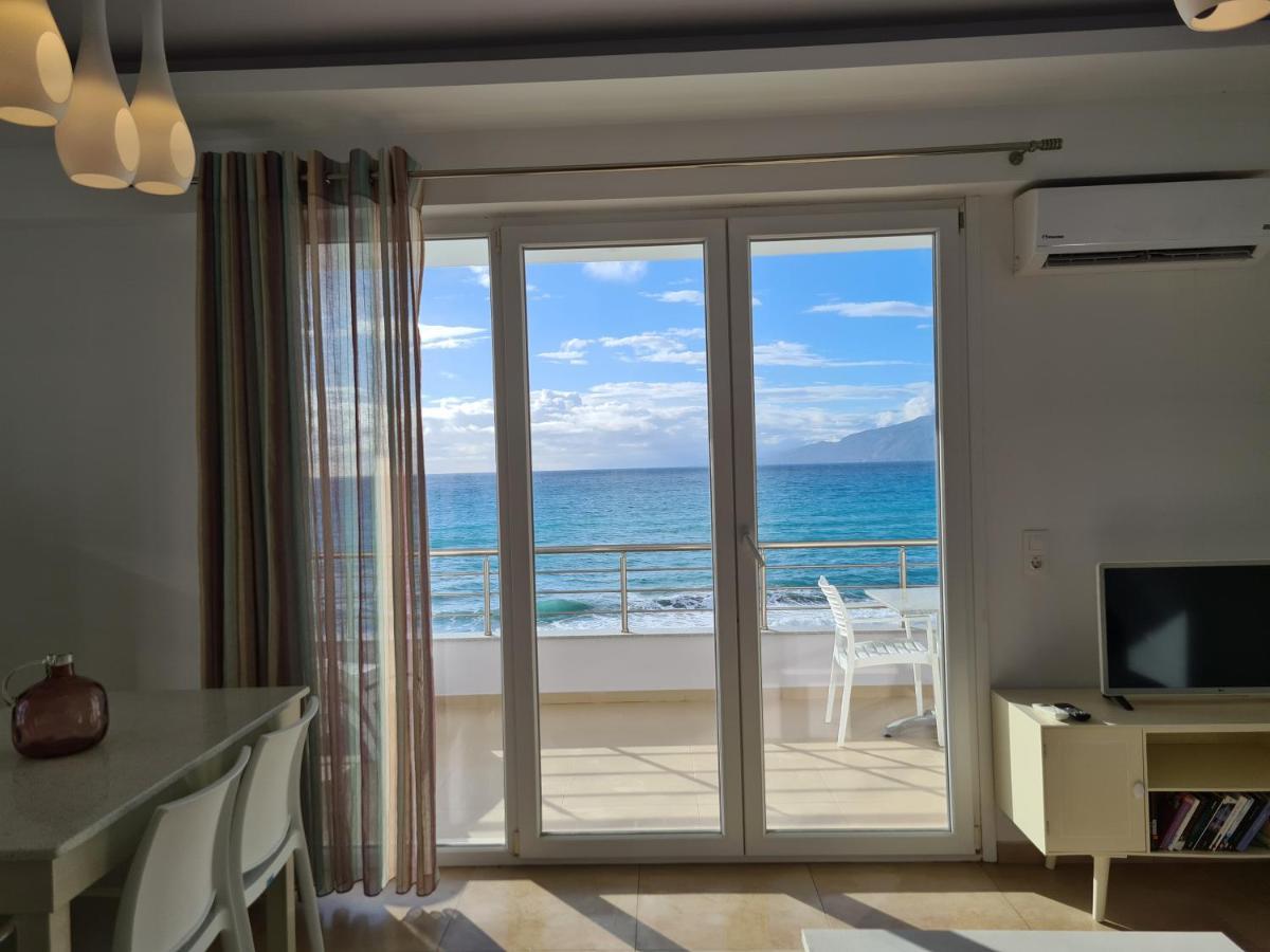 Bella Mare Luxury Apartments Kalamaki  Dış mekan fotoğraf