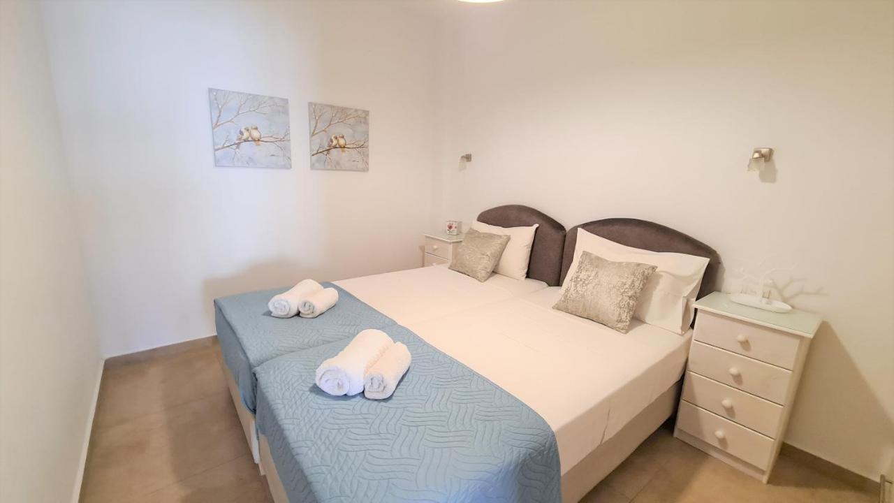 Bella Mare Luxury Apartments Kalamaki  Dış mekan fotoğraf