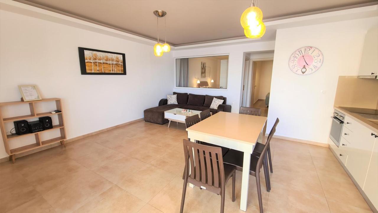 Bella Mare Luxury Apartments Kalamaki  Dış mekan fotoğraf