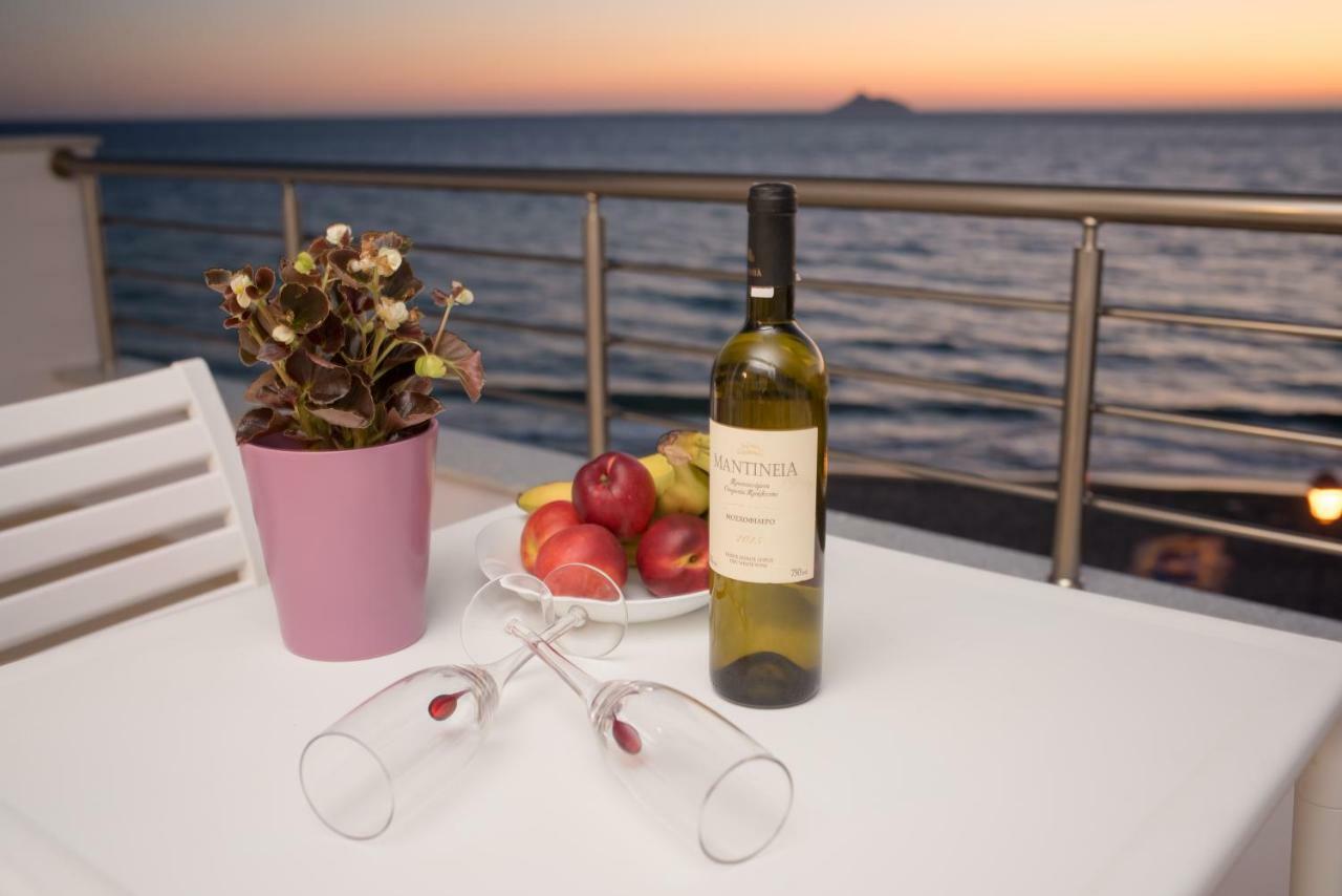 Bella Mare Luxury Apartments Kalamaki  Dış mekan fotoğraf